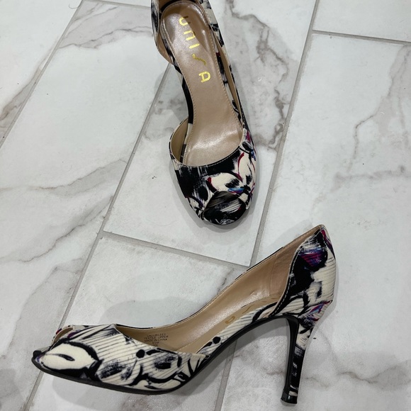 Unisa black and white pattern heels size 6.5 - Picture 4 of 7